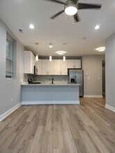 3925 S Indiana Ave in Chicago, IL - Building Photo - Building Photo