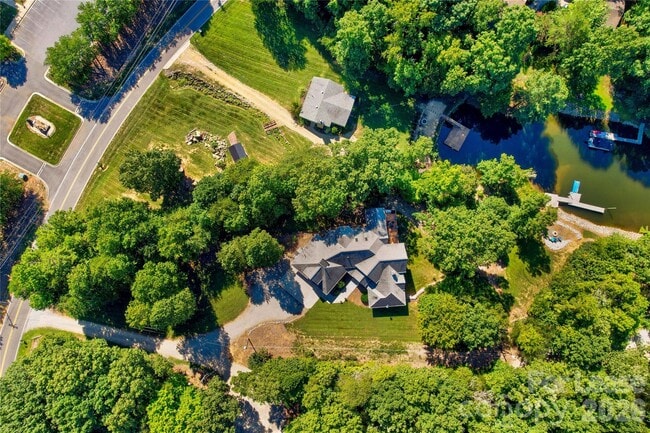 111 Farmington Ln in Mooresville, NC - Building Photo - Building Photo