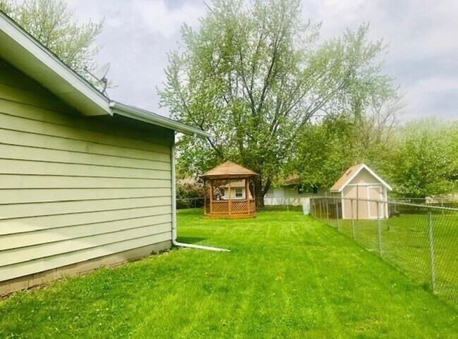 164 Karen Dr in Bourbonnais, IL - Building Photo - Building Photo