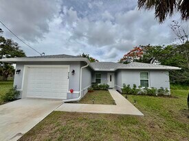 713 SE East Ave in Stuart, FL - Building Photo