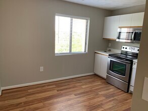 3920 Mystic Valley Pkwy in Medford, MA - Foto de edificio - Building Photo