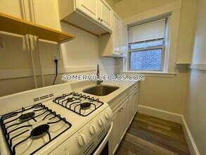 163 Summer St in Somerville, MA - Building Photo - Building Photo
