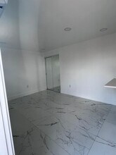 1101 SW 51st Ave in Plantation, FL - Building Photo - Building Photo