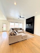 6264 Sonic Dr in Saint George, UT - Building Photo - Building Photo