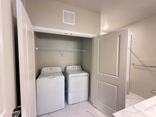 property at 2102 Antoine Dr