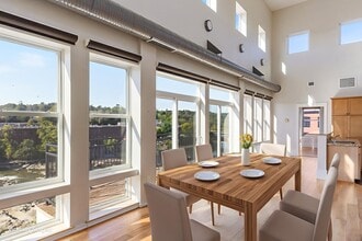 60 Winooski Falls Wy in Winooski, VT - Building Photo - Building Photo