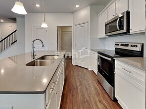 121 Anthurium Drive in Summerville, SC - Building Photo - Building Photo