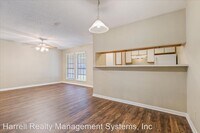 225 Londonderry Dr photo'
