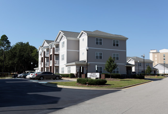 Pine Chase Apartments in Hope Mills, NC - Building Photo - Building Photo