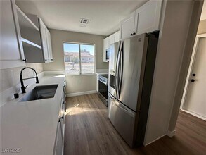 2010 S Highland Ave in Pahrump, NV - Building Photo - Building Photo