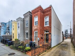 1008 W St NW in Washington, DC - Building Photo - Building Photo