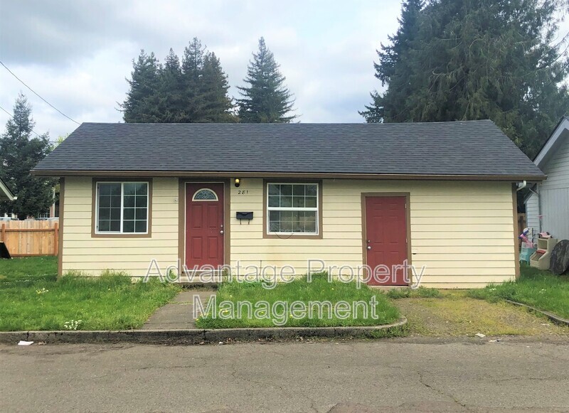 281 N Main St in Lebanon, OR - Building Photo