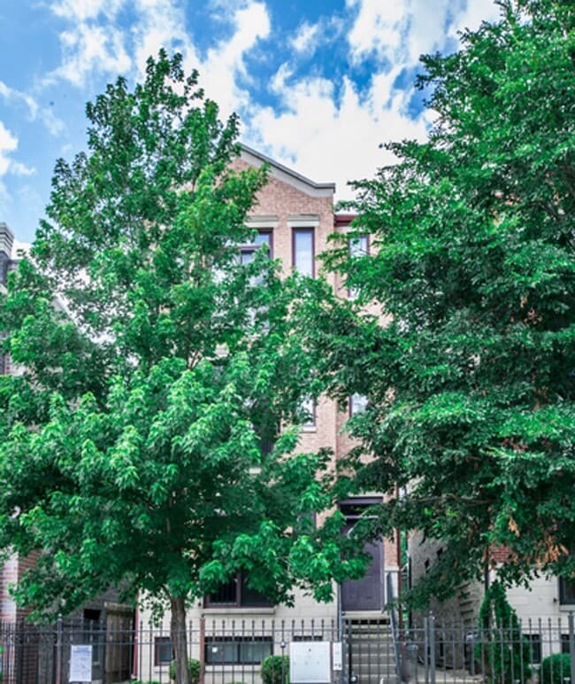 property at 6332 S Ingleside Ave