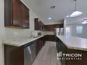 17532 W Monte Lindo Ln in Surprise, AZ - Building Photo - Building Photo