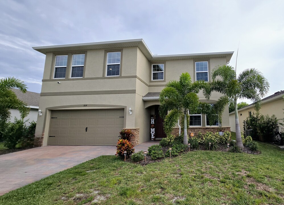 804 Heather Lk Ave in Cape Coral, FL - Building Photo