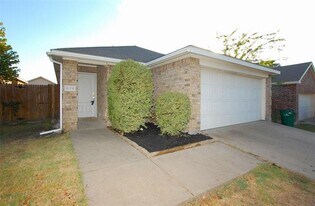 4015 Freedom St in Forney, TX - Building Photo