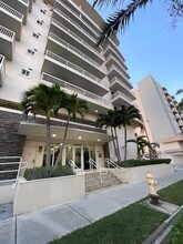 2400 SW 27th Ave in Miami, FL - Building Photo - Building Photo