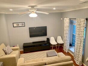 3715 Hampton Ct in Alexandria, VA - Building Photo - Building Photo