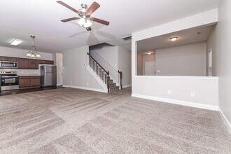 18 Yale Ct in Clayton, NC - Building Photo - Building Photo