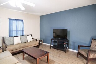 10201 Shane Dr in Corpus Christi, TX - Building Photo