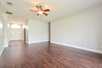 14813 Lone Eagle Dr in Orlando, FL - Building Photo - Building Photo