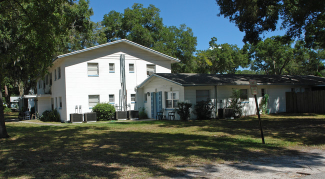 Bahama Cay Apartments in DeLand, FL - Foto de edificio - Building Photo