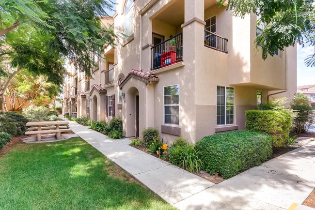 property at 3115 Via Puerta