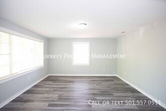 109 Compton Rd in North Little Rock, AR - Foto de edificio - Building Photo