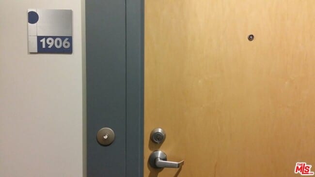 801 S Grand Ave in Los Angeles, CA - Foto de edificio - Building Photo