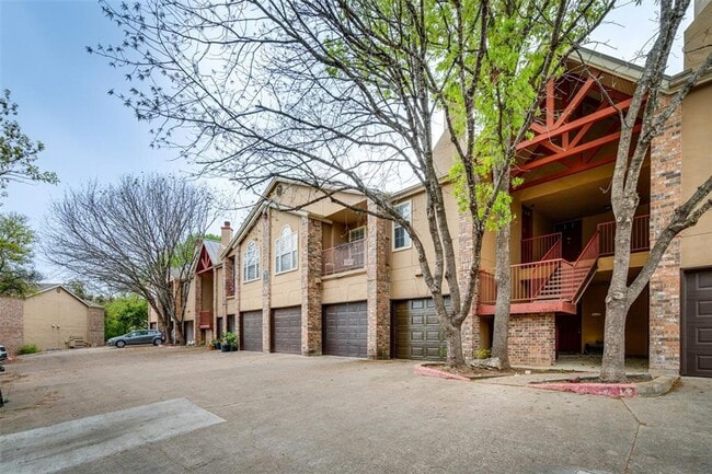 property at 6804 N Capital of Texas Hwy