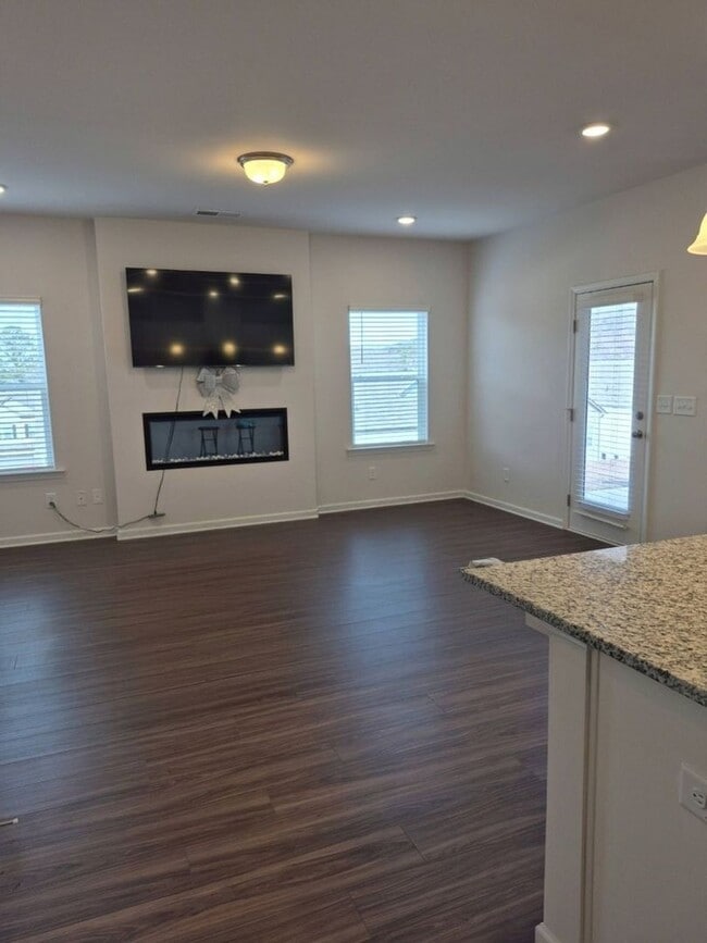 property at 618 Blaven St