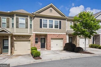 3203 CYRUS Ln in Kennesaw, GA - Foto de edificio - Building Photo