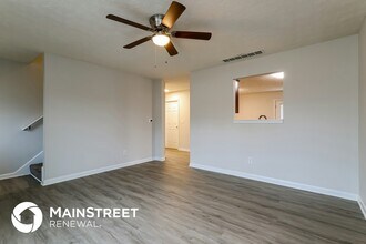 9910 Brooks Bend Rd in Louisville, KY - Building Photo - Building Photo