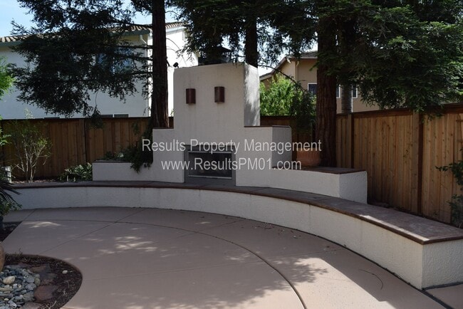 16 Cloe Ct in Sacramento, CA - Building Photo - Building Photo
