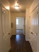 Cherry Hill Apartments in Vancouver, WA - Building Photo - Interior Photo