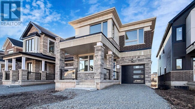 1531 Whitlock Ave in Milton, ON - Building Photo - Building Photo