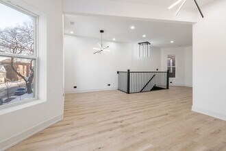 6430 S Eberhart Ave in Chicago, IL - Building Photo - Building Photo