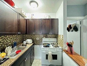 5668 N Ridge Ave, Unit A03C in Chicago, IL - Foto de edificio - Building Photo
