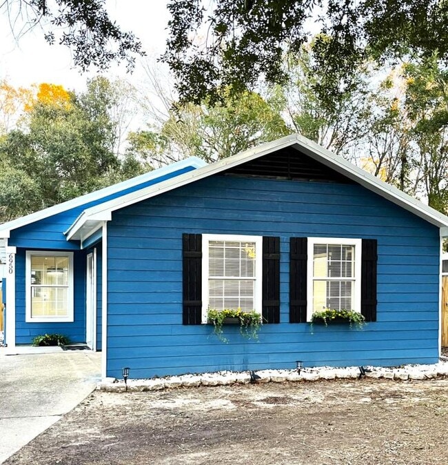 property at 6950 Viola Rd