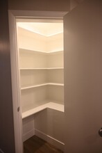 3474 W San Carlos Dr in West Valley City, UT - Foto de edificio - Building Photo