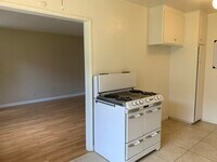 13960 Burbank Blvd, Unit 5 photo'