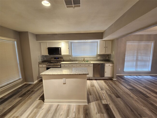 12239 Kleinmeadow Dr in Houston, TX - Building Photo - Building Photo