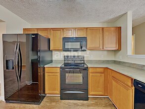 1564 Laurel Ledge Dr in La Vergne, TN - Building Photo - Building Photo