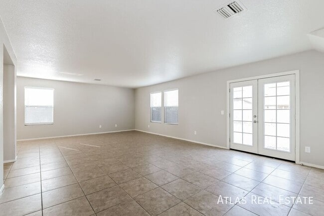 5746 S King Salmon Ct in Tucson, AZ - Building Photo - Building Photo