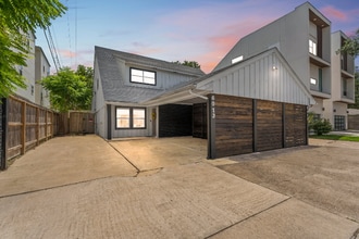 6015 San Felipe St in Houston, TX - Building Photo - Building Photo