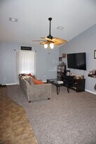 8294 Montalban St in Navarre, FL - Building Photo