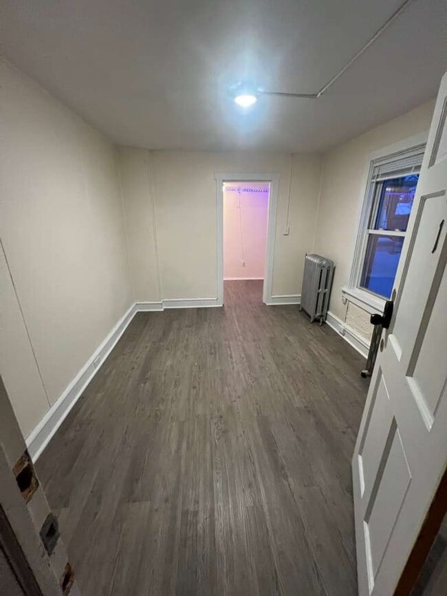 property at 215 S 4th St