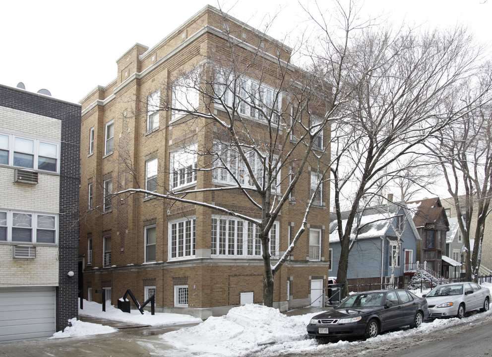 661-663 W Aldine Ave in Chicago, IL - Foto de edificio