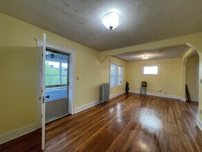 274 Chelsea St in Everett, MA - Building Photo - Building Photo