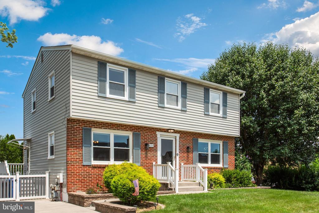 9106 Santa Rita Rd in White Marsh, MD - Building Photo